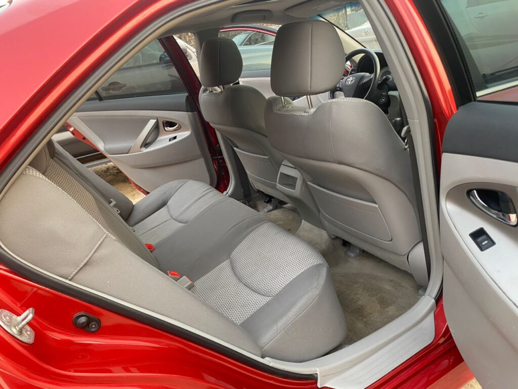Toyota Camry 20